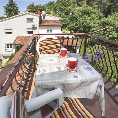 Prekalj Apartment Porec