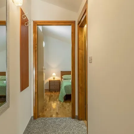 Prekalj Apartment Porec